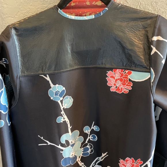 Mid length jacket - Picture 6 of 9